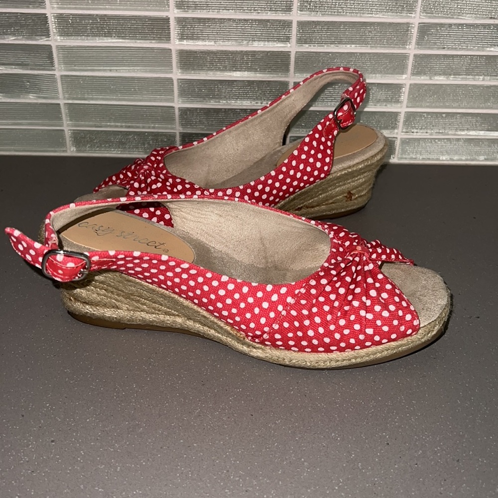 Easy Street Sandals - Picture 2 of 3